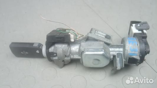 Замок зажигания mazda 3 1 (93E31J102)