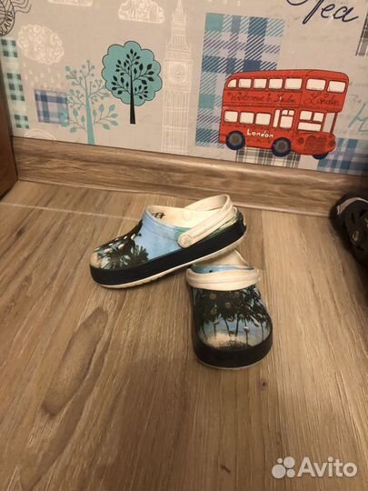 Crocs