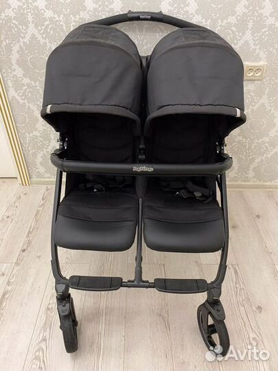Коляска для двойни погодок Peg Perego Book for two