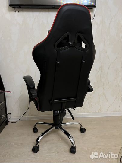 Компьютерное кресло