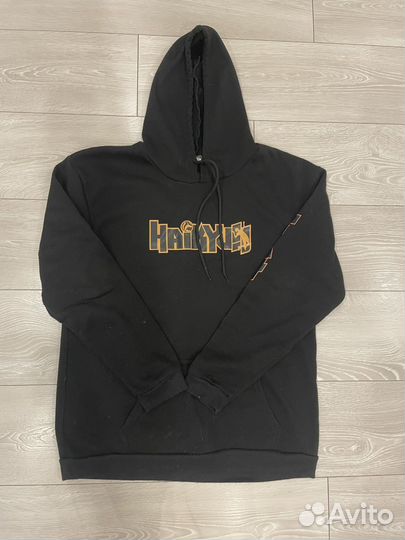 Толстовка с капюшоном