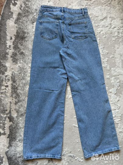 Джинсы
