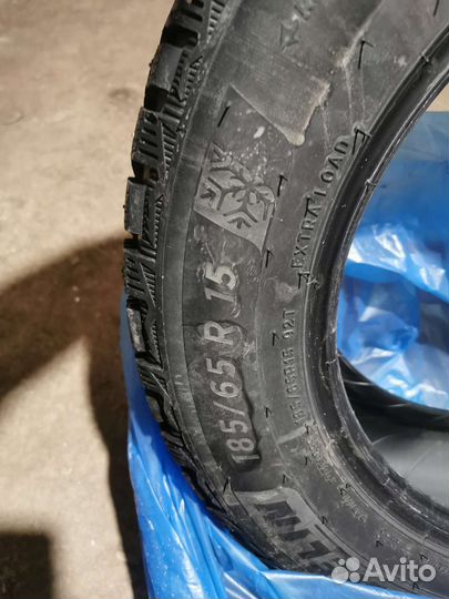 Michelin X-Ice North 4 185/65 R15 92D