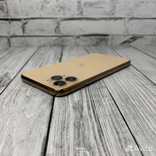 iPhone 11 Pro, 64 ГБ