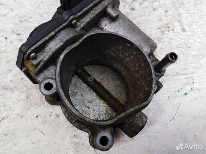 Дроссельная заслонка