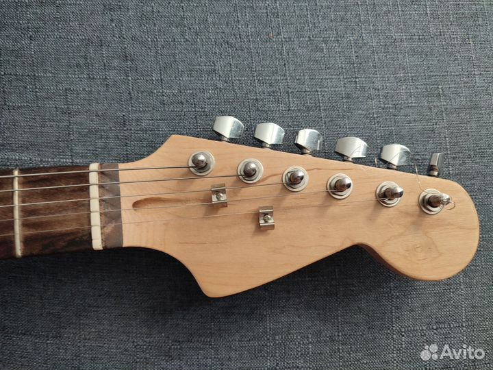 Электрогитара stratocaster hh