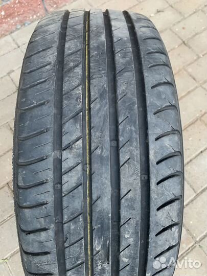 Viatti Strada Asimmetrico V-130 215/55 R17 94