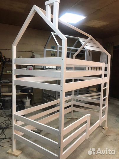 Кровать двухъярусная 180*80 домик