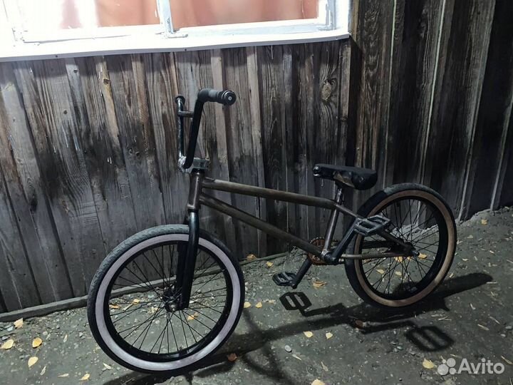 Трюковой велосипед bmx
