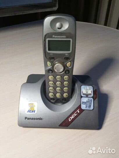 Телефон Panasonic KX tcd410rum