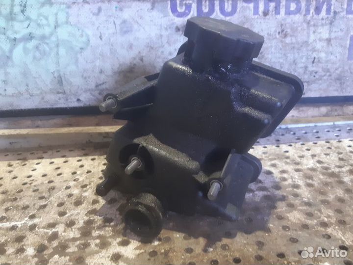 Бачок гур Mercedes-Benz ML350 (W164)