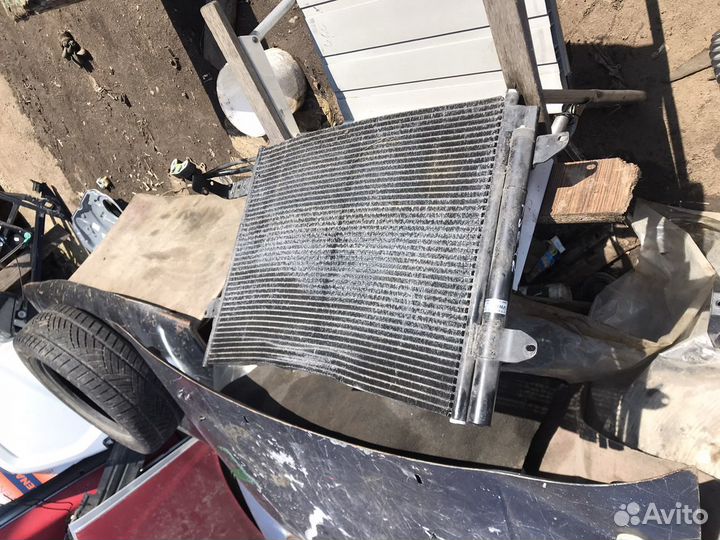 Радиатор кондиционера VW Touran 1T0820411E