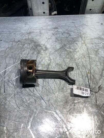 Поршень Mercedes Cla C117 M270 1.6 turbo 2017