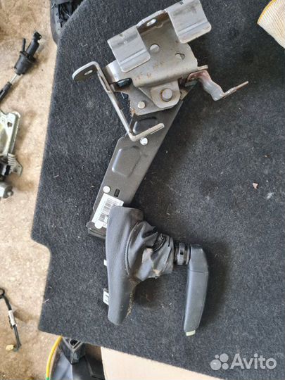 Рычаг стояночного тормоза Peugeot 308 хэтчбек 1.6