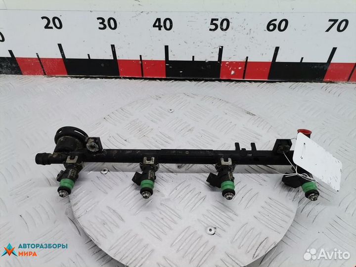 Форсунка Renault Laguna рест. 2001 8200028797