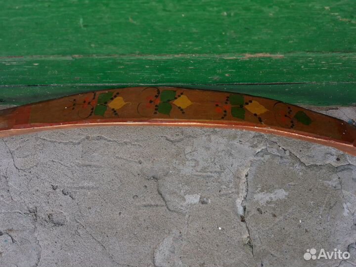 Старинное коромысло с росписью