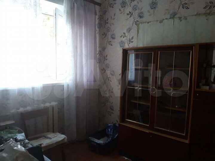 Комната 50,2 м² в 3-к., 1/2 эт.