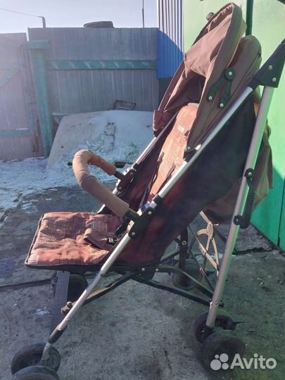 Прогулочная коляска трость