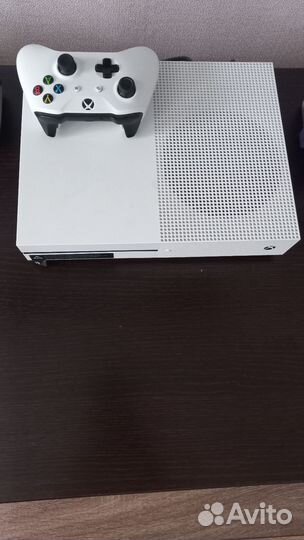 Xbox one s 1tb с дисководом