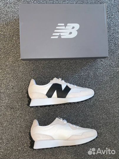 Кроссовки New Balance 327 серые US 10 / RU 43 ориг