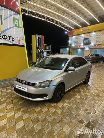 Volkswagen Polo 1.6 AT, 2012, 280 000 км