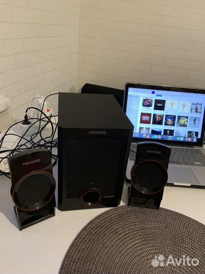 Колонки для компьютера с сабвуфером microlab