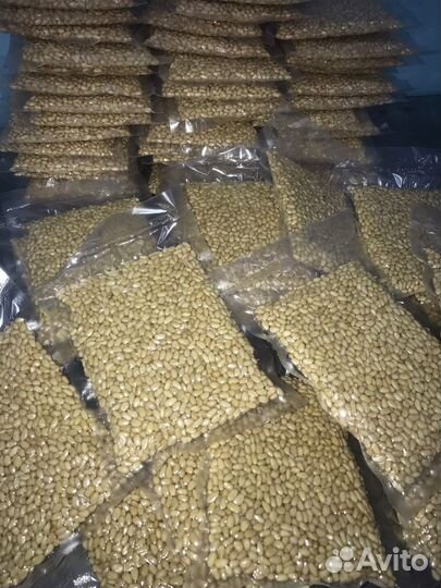 Очищенные кедровые орехи