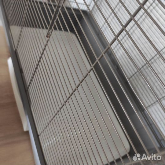Большая клетка для птиц