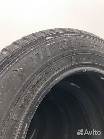 Dunlop SP Winter Ice 01 215/65 R16 102T