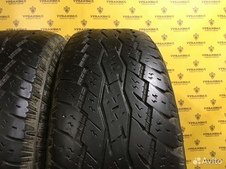 Toyo Open Country A/T Plus 235/65 R17 108V