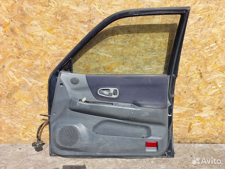 Дверь передняя правая Mitsubishi Pajero Sport 1