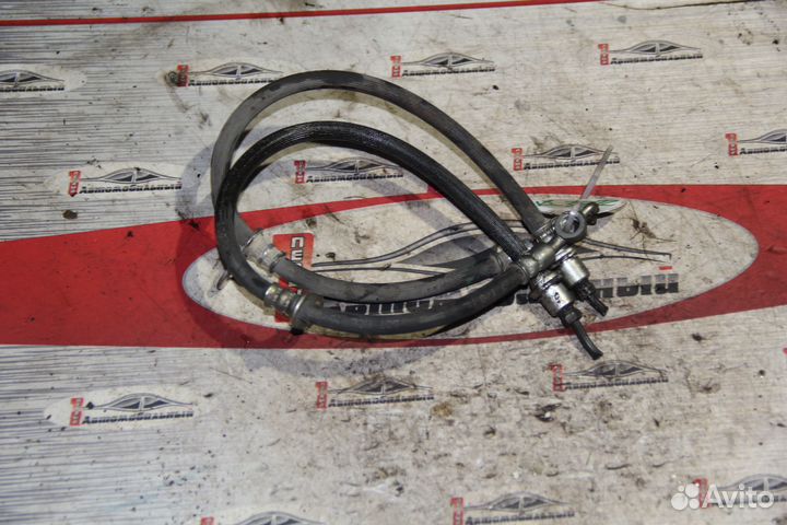 Тормозной шланг перед c Nissan Bluebird Sylphy FG1