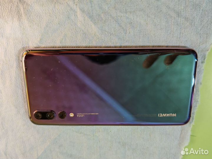 HUAWEI P20 Pro, 6/128 ГБ