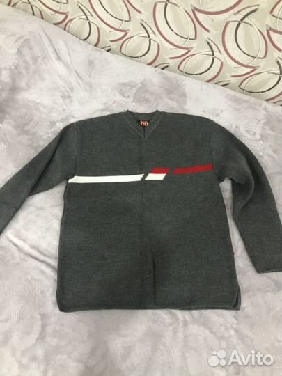 Свитер мужской