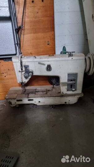 Швейная машина