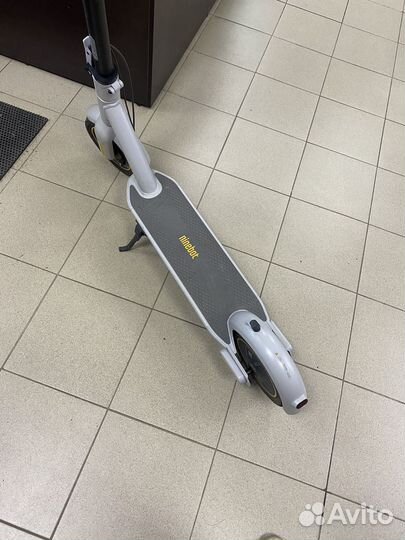 Электросамокат Ninebot kickscooter Max G30LP
