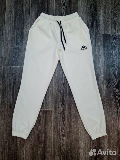 Костюм спортивный