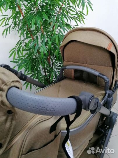 Новая коляска-трансформер Luxmom V8 3в1 (песочный)