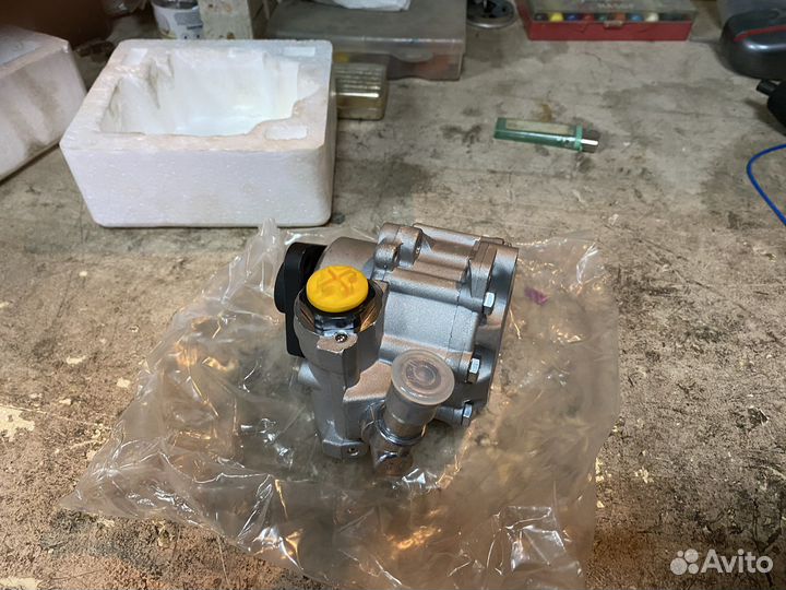 Насос гур VAG