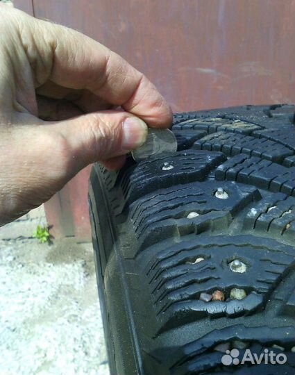 Nokian Tyres Hakkapeliitta 4 235/55 R17 103T