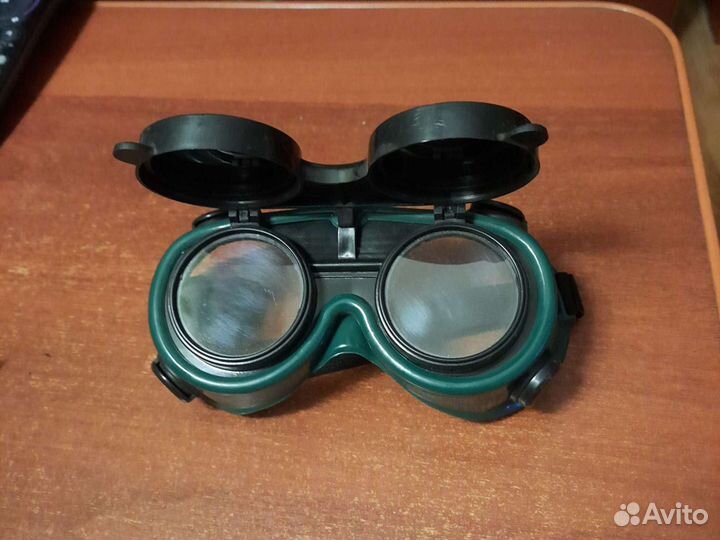 Очки защитные