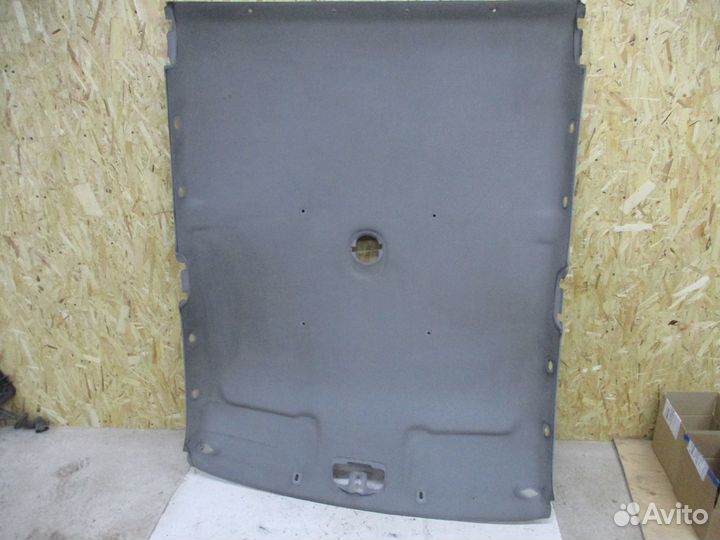 Обшивка потолка Ниссан NP300 (2010)