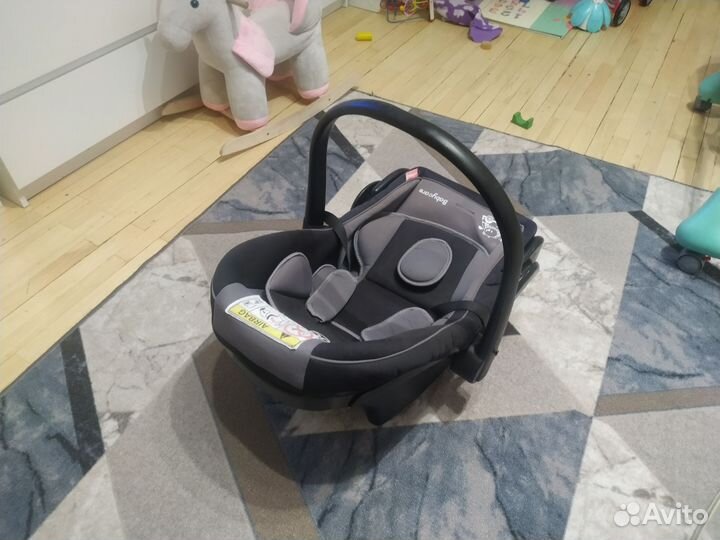 Детское автокресло от 0 до 9 месяцев