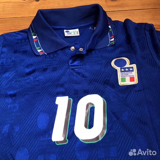 Ретро форма Роберто Баджо