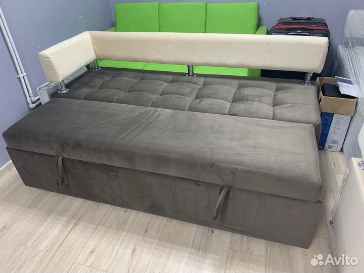 Кухонный диван