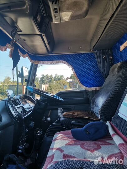 Isuzu Forward (F-Series), 1989