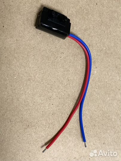 Микропереключатели концевики замков дверей VAG 2шт