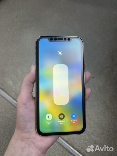 iPhone Xr, 64 ГБ