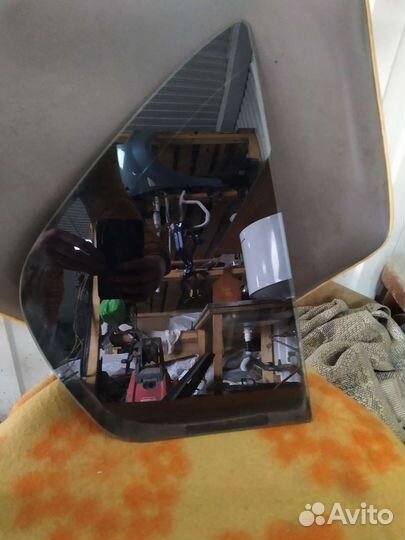 Форточка двери задняя L R Renault Logan 2