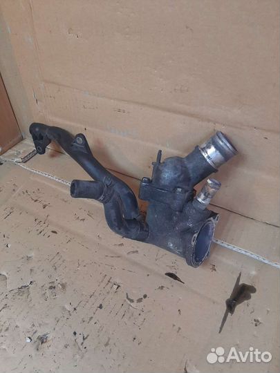 Корпус термостата Toyota Lexus 2AD